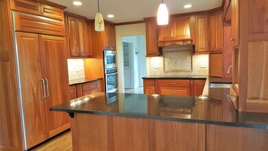 4809 Wilford Way in Minneapolis, MN - Building Photo - Building Photo