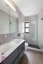 60 Avenue B, Unit B in New York, NY - Building Photo - Building Photo