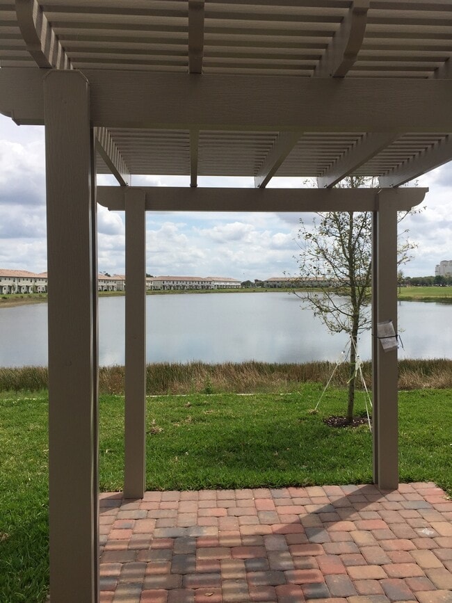 1222 Royal St. George Blvd in Davenport, FL - Building Photo - Building Photo