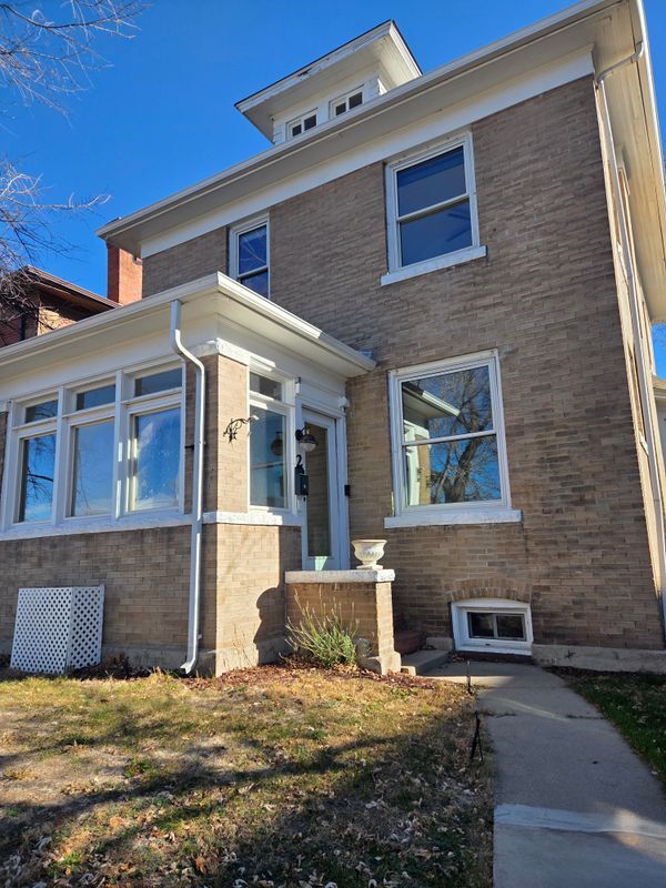 2 Pennsylvania St in Denver, CO - Foto de edificio - Building Photo