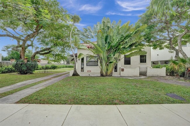 418 SW 18th Ct in Fort Lauderdale, FL - Building Photo - Building Photo