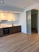 1 Quarrington Lane in Toronto, ON - Building Photo - Building Photo