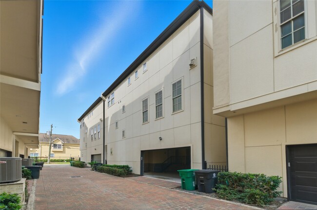 2508 Sherwin St in Houston, TX - Building Photo - Building Photo