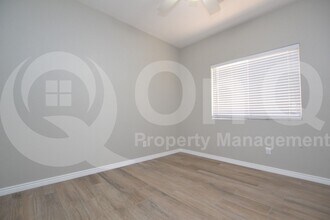 8166 W Ross Ave in Peoria, AZ - Building Photo - Building Photo