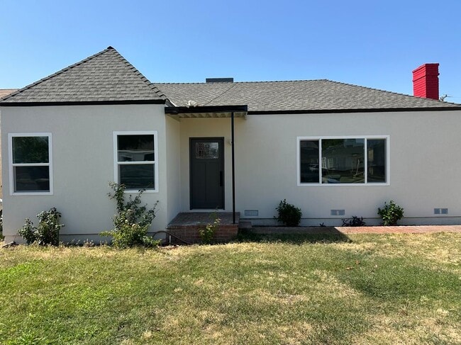 123 Linda Vista Dr in Bakersfield, CA - Building Photo - Building Photo
