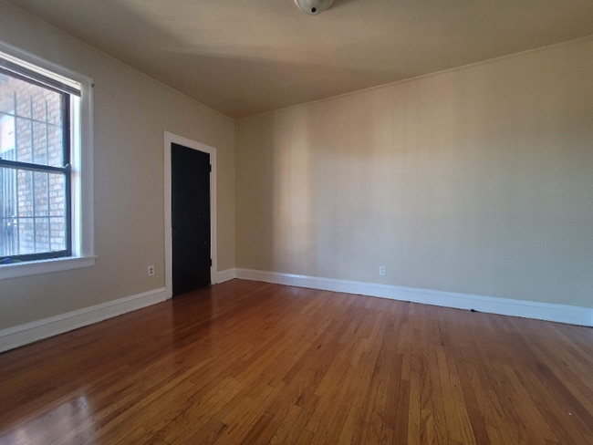 1643 W 80th St in Chicago, IL - Building Photo - Building Photo