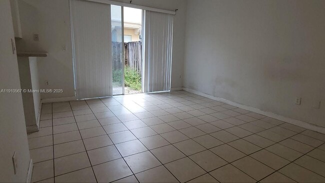 12874 SW 132nd Terrace in Miami, FL - Building Photo - Building Photo