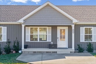 419 Mattingly Dr in Clarksville, TN - Building Photo - Building Photo