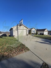 504 NW Whitney Dr in Grain Valley, MO - Building Photo - Building Photo