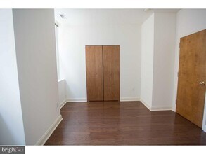 1600 Walnut St in Philadelphia, PA - Building Photo - Building Photo