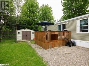 23 Georgian Glen Dr in Wasaga Beach, ON - Building Photo - Building Photo