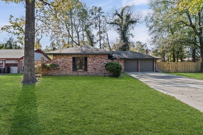 property at 3427 Dovie Dr