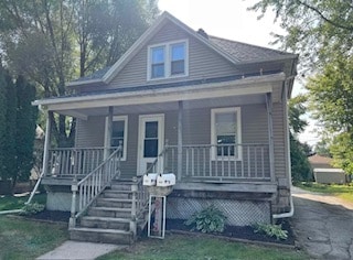 819 W Commercial St