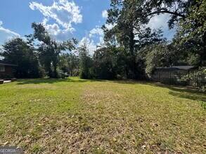 107 Belair Dr in Statesboro, GA - Building Photo - Building Photo