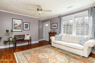 319 Hermitage Dr in Knoxville, TN - Building Photo - Building Photo