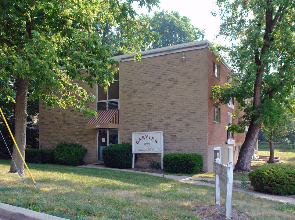 Oakview Apartments in Cincinnati, OH - Building Photo