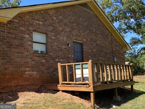 129 Tanglewood Dr in Monroe, GA - Foto de edificio - Building Photo