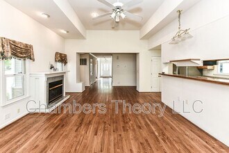 1314 19th St S in Arlington, VA - Foto de edificio - Building Photo