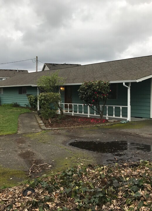 2514 176th St E in Tacoma, WA - Building Photo