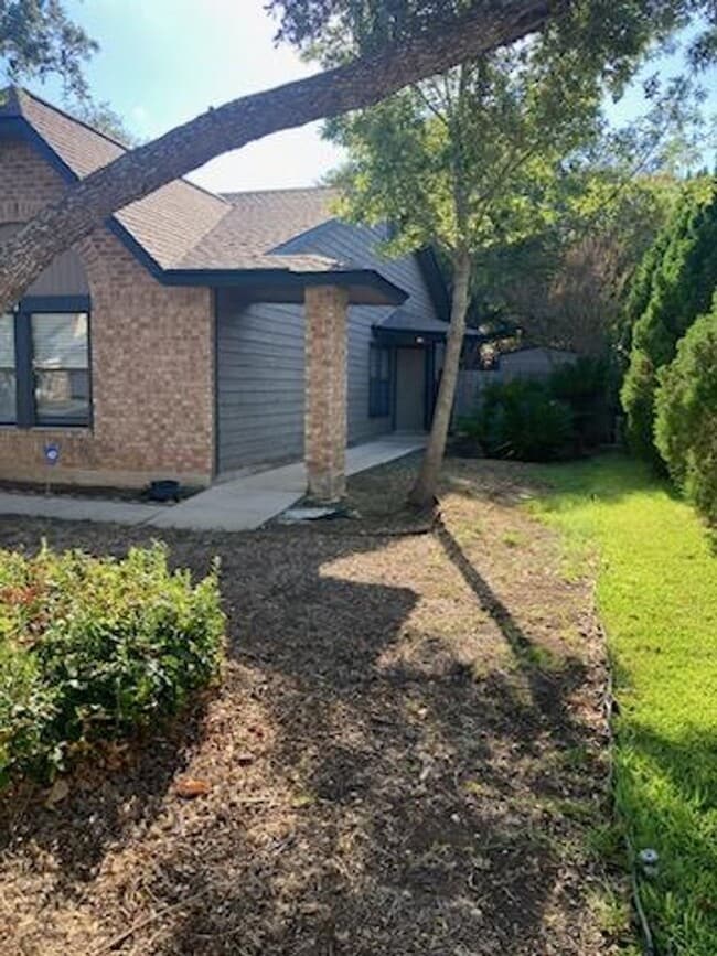property at 6926 Country Elm