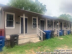 2011 S San Jacinto St in San Antonio, TX - Building Photo - Building Photo