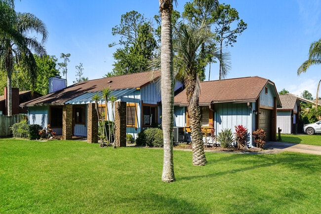 55 Windrift Ct in Ormond Beach, FL - Building Photo - Building Photo