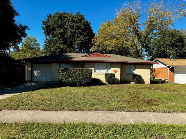 1335 Andrew St in Mesquite, TX - Building Photo