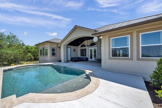 200 Mt Dew in Horseshoe Bay, TX - Building Photo - Building Photo