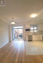 12 Massachusetts Ln in Markham, ON - Building Photo - Building Photo