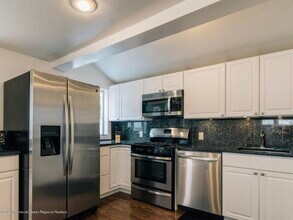 8 Surf St in Sea Bright, NJ - Building Photo - Building Photo