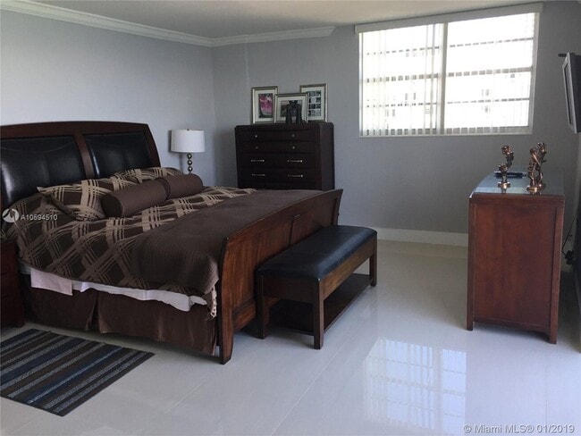 property at 3901 S Ocean Dr