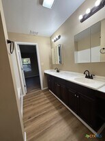 2100 Farm To Market Rd 2722 in New Braunfels, TX - Building Photo