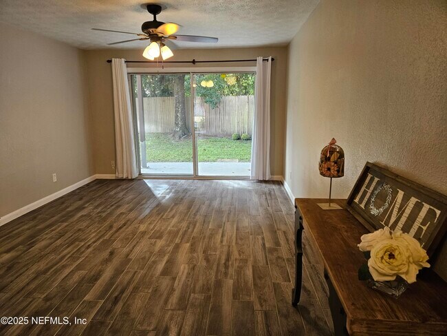 property at 4836 Atlantic Blvd