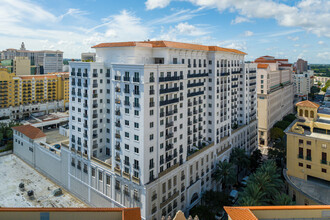 Ten Aragon Condominium in Coral Gables, FL - Building Photo - Building Photo