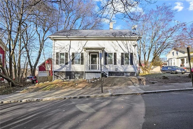 property at 40 Jenkins St