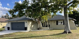 1412 NE Van Loon Terrace in Cape Coral, FL - Building Photo