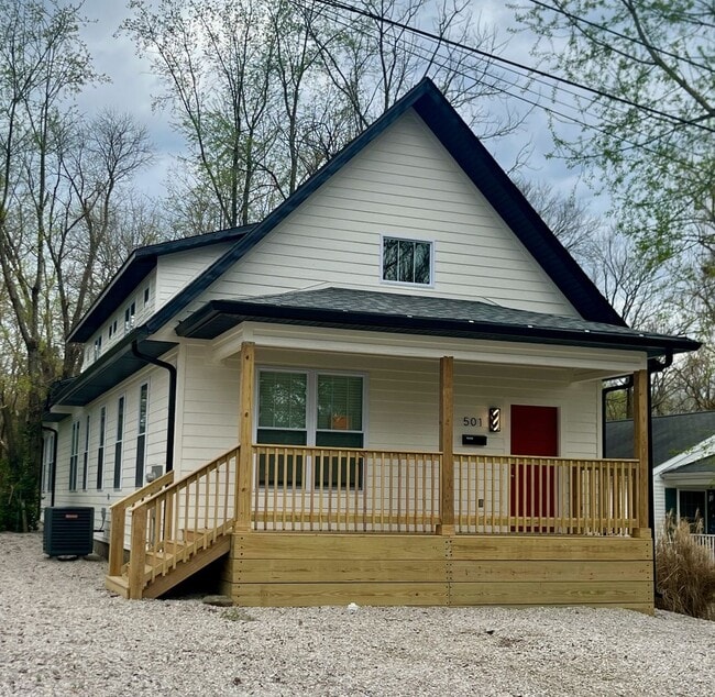 property at 501 W 16th St