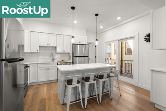 141 Hillside St in Boston, MA - Building Photo - Building Photo