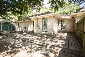 1313 S Perkins Rd in Memphis, TN - Building Photo - Building Photo