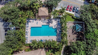 4333 Vineyard Cir in Weston, FL - Building Photo - Building Photo