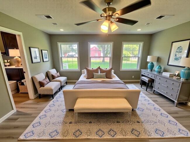 property at 2502 N Houston Dr