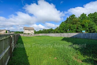 304 Houston Ln in Clayton, NC - Building Photo - Building Photo