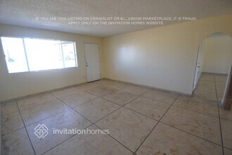 3131 W Surrey Ave in Phoenix, AZ - Building Photo - Building Photo