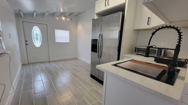 1002 50th Ave Dr W in Bradenton, FL - Building Photo - Building Photo