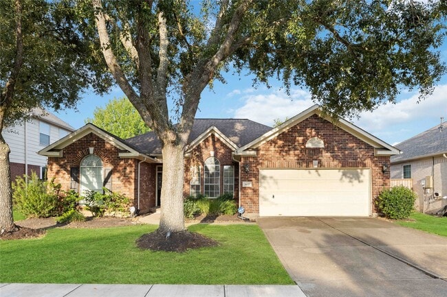property at 8615 Saratoga Dr