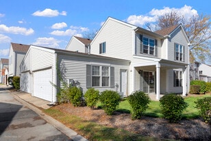 1093 Symphony Dr in Aurora, IL - Building Photo