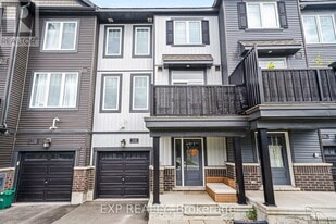 108 Teelin Cir in Ottawa, ON - Building Photo
