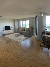 The Forestwoods in Mississauga, ON - Building Photo - Building Photo
