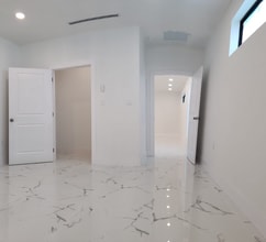 590 Ragan Dr in Miami Springs, FL - Building Photo - Building Photo