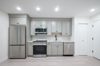 126 Adelaide Ave in Providence, RI - Building Photo - Building Photo